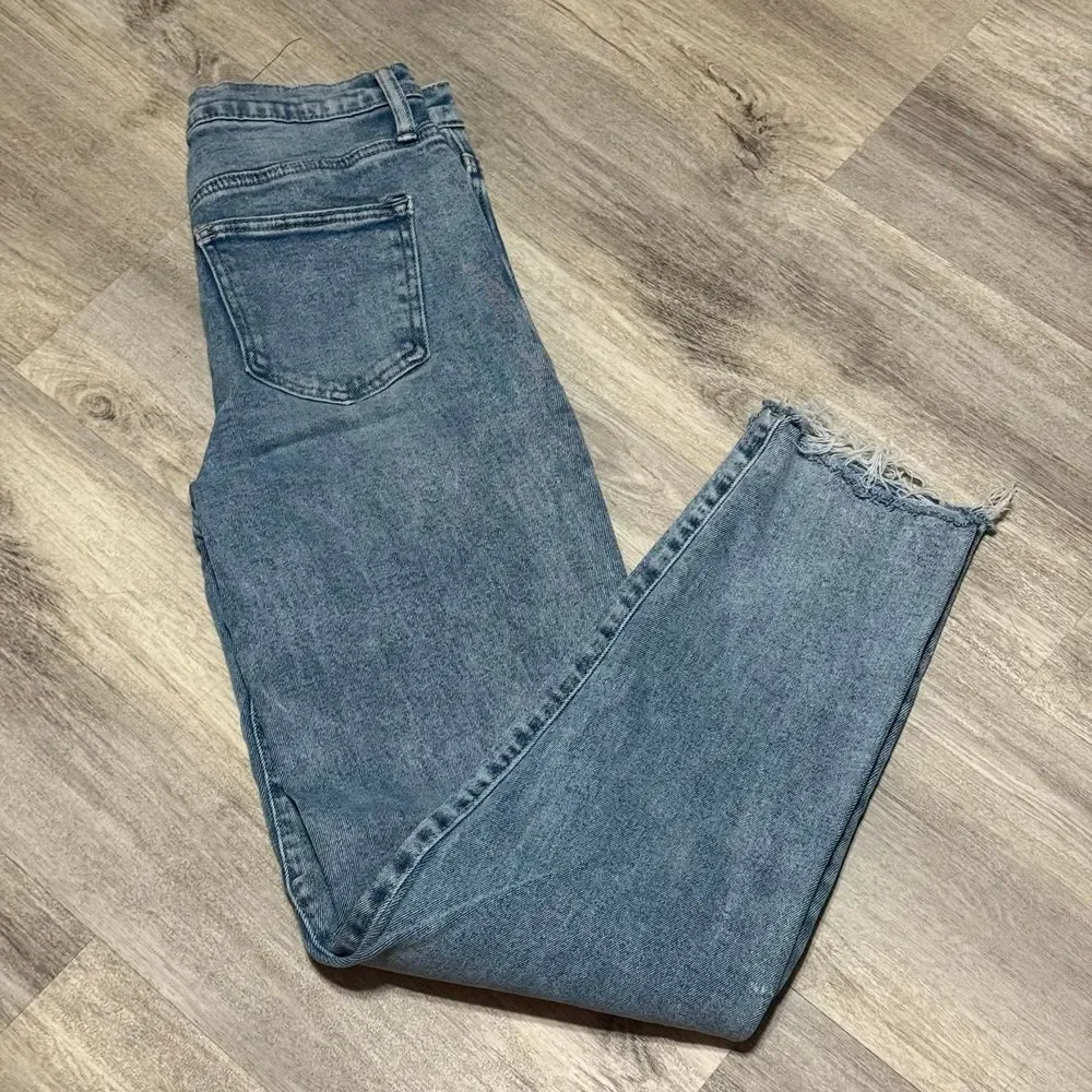 Fashion Nova mom Jean size‎ 3